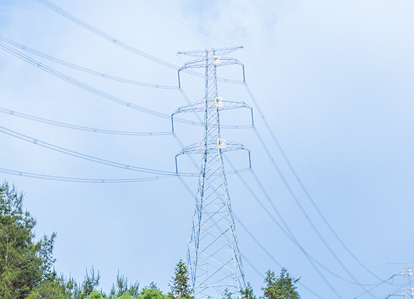 一種電動框架式斷路器